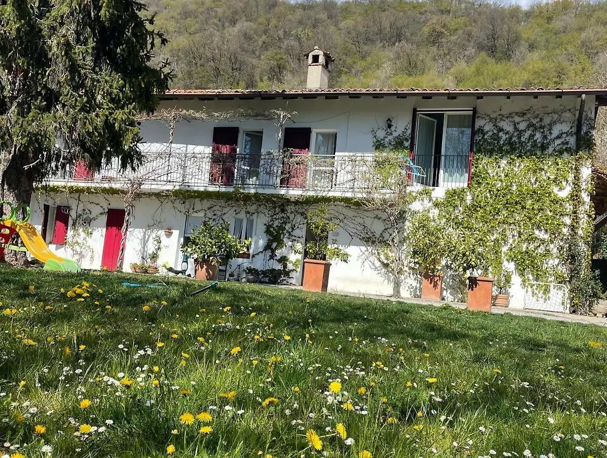 Guestroom Ia Cascina Di Bea Torre Boldone Guest house